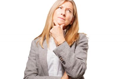 femme qui doute