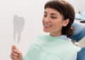 femme chez le dentiste