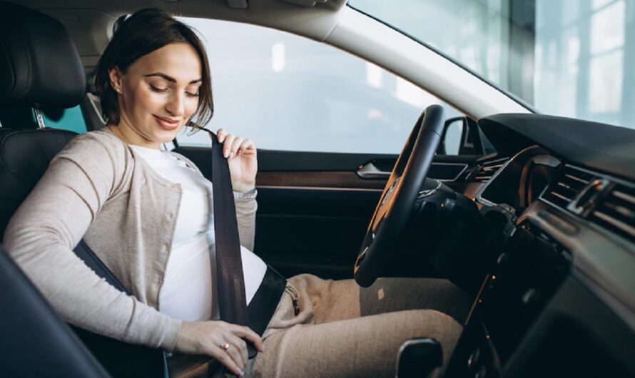 Peut-on conduire en étant enceinte ?