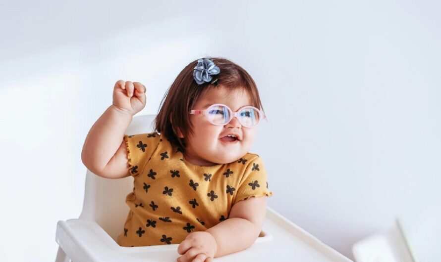 Mon bébé doit porter des lunettes : comment les choisir ?